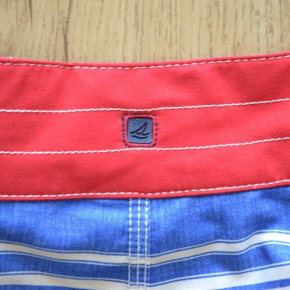 Sperry Swim Trunks Size 34 - Picture 4 of 4